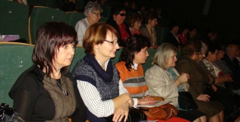 http://www.naszwodzislaw.com/index.php/site/art/5-aktualnosci/12-wiadomosci/2772-bronimy-godnosci-zawodu-nauczyciela.html