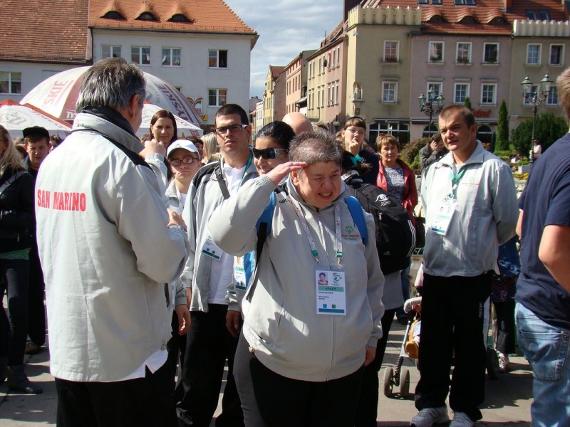 Zdjęcie w galerii na portalu naszwodzislaw.com: Ogień olimpijski w Wodzisławiu wiadomości z regionu