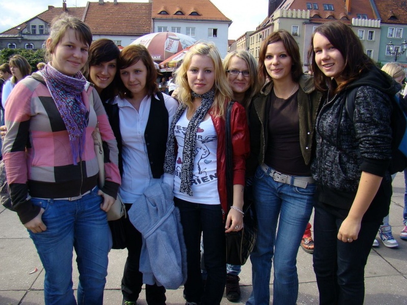 Zdjęcie w galerii na portalu naszwodzislaw.com: Ogień olimpijski w Wodzisławiu wiadomości z regionu