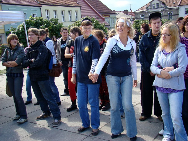 Zdjęcie w galerii na portalu naszwodzislaw.com: Ogień olimpijski w Wodzisławiu wiadomości z regionu