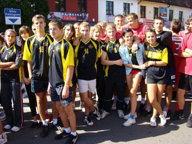 Zdjęcie w galerii na portalu naszwodzislaw.com: Ogień olimpijski w Wodzisławiu wiadomości z regionu