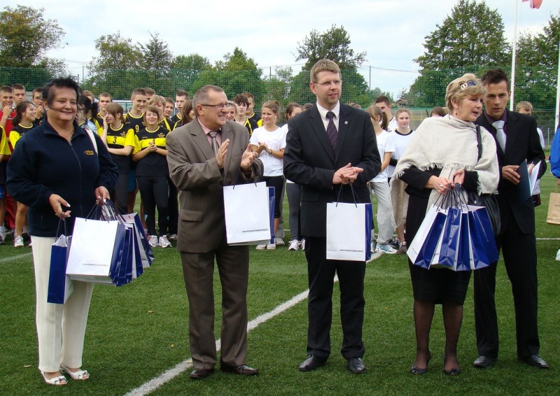 Zdjęcie w galerii na portalu naszwodzislaw.com: Ogień olimpijski w Wodzisławiu wiadomości z regionu