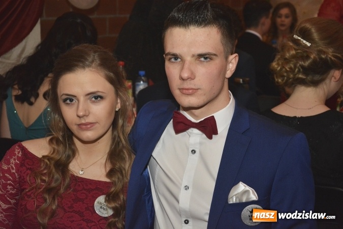 Zdjęcie w galerii na portalu naszwodzislaw.com: Zespół Szkół Ekonomicznych bawi się na studniówce. FOTORELACJA  wiadomości z regionu