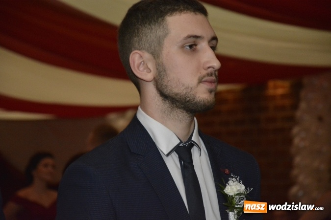 Zdjęcie w galerii na portalu naszwodzislaw.com: Zespół Szkół Ekonomicznych bawi się na studniówce. FOTORELACJA  wiadomości z regionu