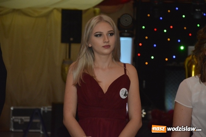Zdjęcie w galerii na portalu naszwodzislaw.com: Zespół Szkół Ekonomicznych bawi się na studniówce. FOTORELACJA  wiadomości z regionu