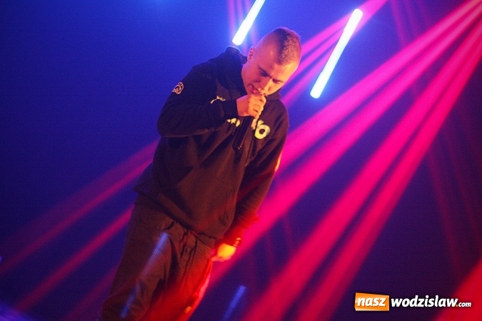 Zdjęcie w galerii na portalu naszwodzislaw.com: Zagrali dla wodzisławianki. Grupa Piersi na scenie Wodzisławskiego Centrum Kultury  wiadomości z regionu