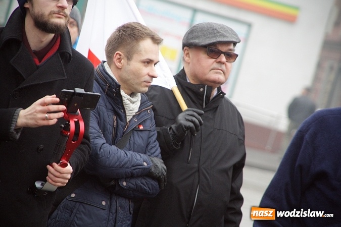 Zdjęcie w galerii na portalu naszwodzislaw.com: Nacjonalizm to nie patriotyzm, czyli manifestacja w Wodzisławiu  wiadomości z regionu