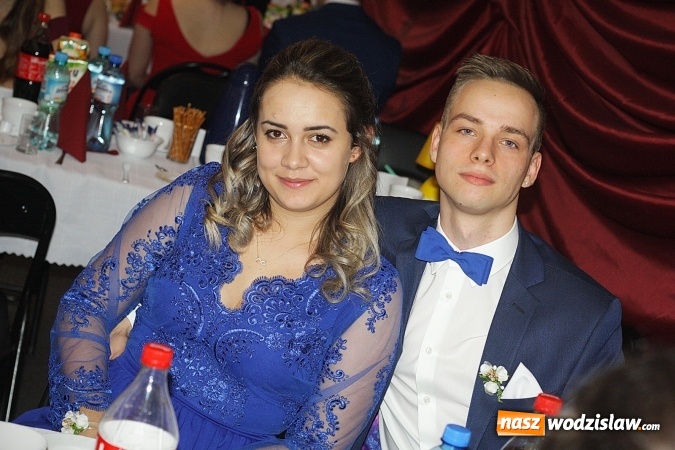 Zdjęcie w galerii na portalu naszwodzislaw.com: Bal na 102! Studniówka Zespołu Szkół Ekonomicznych – część druga wiadomości z regionu