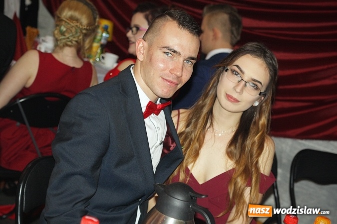 Zdjęcie w galerii na portalu naszwodzislaw.com: Bal na 102! Studniówka Zespołu Szkół Ekonomicznych – część druga wiadomości z regionu