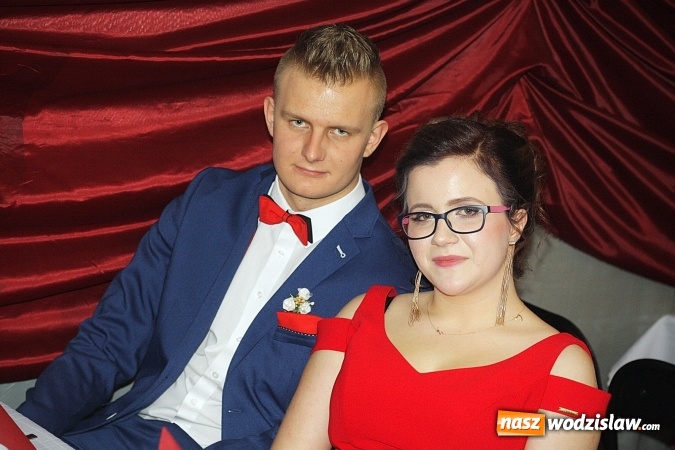 Zdjęcie w galerii na portalu naszwodzislaw.com: Bal na 102! Studniówka Zespołu Szkół Ekonomicznych – część druga wiadomości z regionu