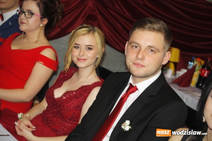 Zdjęcie w galerii na portalu naszwodzislaw.com: Bal na 102! Studniówka Zespołu Szkół Ekonomicznych – część druga wiadomości z regionu