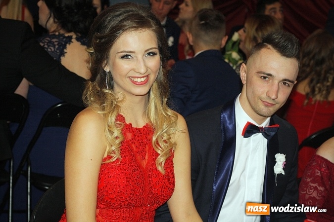 Zdjęcie w galerii na portalu naszwodzislaw.com: Bal na 102! Studniówka Zespołu Szkół Ekonomicznych – część druga wiadomości z regionu