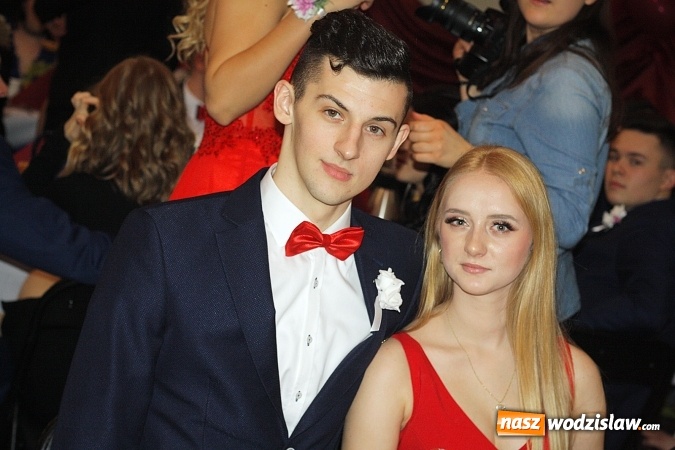 Zdjęcie w galerii na portalu naszwodzislaw.com: Bal na 102! Studniówka Zespołu Szkół Ekonomicznych – część druga wiadomości z regionu