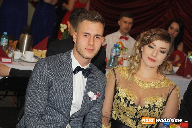 Zdjęcie w galerii na portalu naszwodzislaw.com: Bal na 102! Studniówka Zespołu Szkół Ekonomicznych – część druga wiadomości z regionu