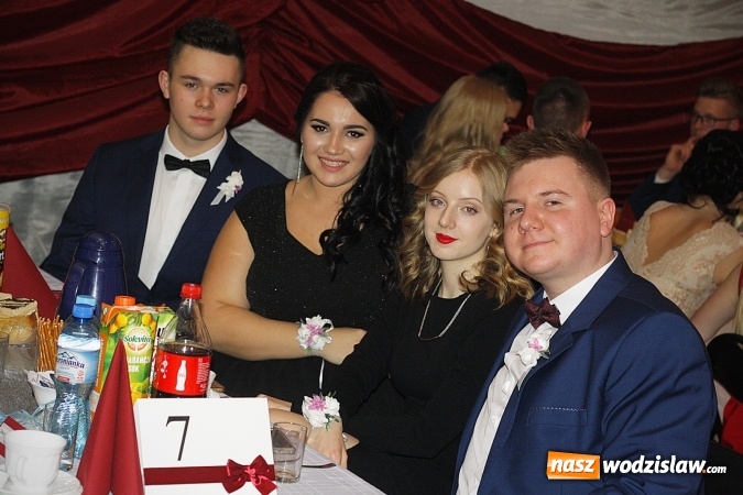Zdjęcie w galerii na portalu naszwodzislaw.com: Bal na 102! Studniówka Zespołu Szkół Ekonomicznych – część druga wiadomości z regionu