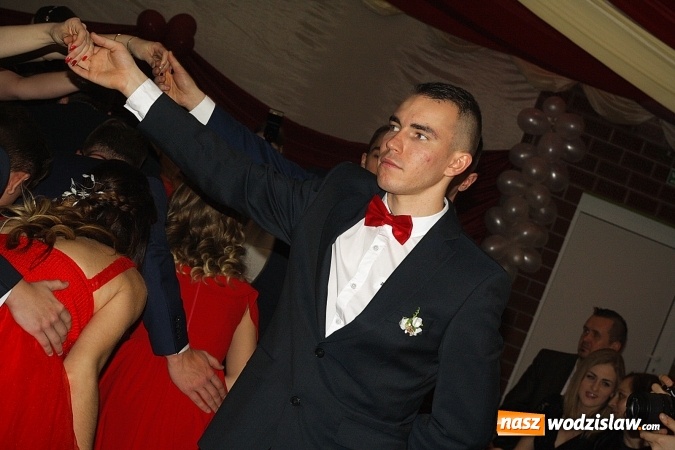 Zdjęcie w galerii na portalu naszwodzislaw.com: Bal na 102! Studniówka Zespołu Szkół Ekonomicznych – część druga wiadomości z regionu