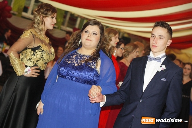 Zdjęcie w galerii na portalu naszwodzislaw.com: Bal na 102! Studniówka Zespołu Szkół Ekonomicznych – część druga wiadomości z regionu