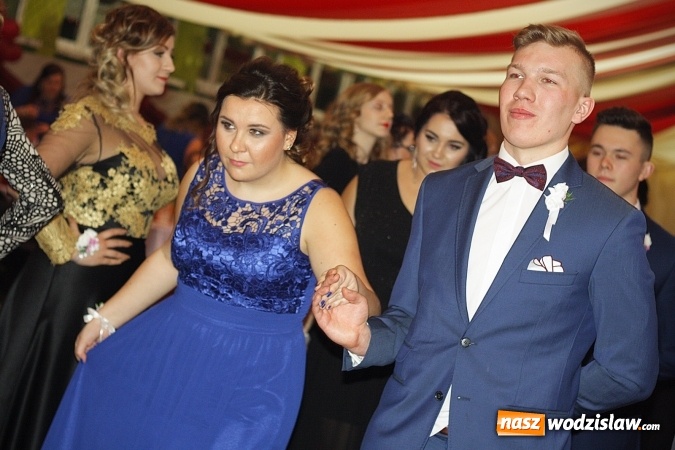 Zdjęcie w galerii na portalu naszwodzislaw.com: Bal na 102! Studniówka Zespołu Szkół Ekonomicznych – część druga wiadomości z regionu