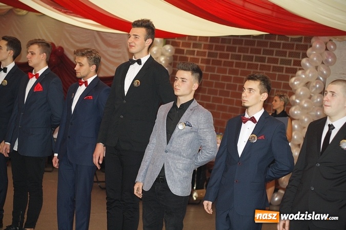 Zdjęcie w galerii na portalu naszwodzislaw.com: Bal na 102! Studniówka Zespołu Szkół Ekonomicznych – część druga wiadomości z regionu