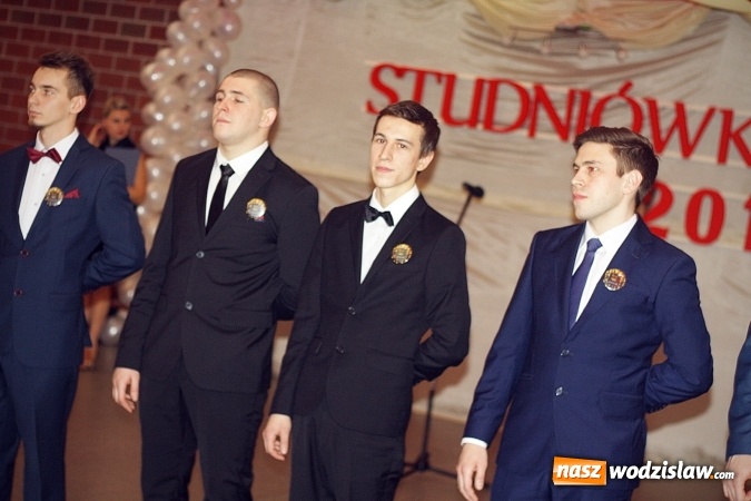 Zdjęcie w galerii na portalu naszwodzislaw.com: Bal na 102! Studniówka Zespołu Szkół Ekonomicznych – część druga wiadomości z regionu