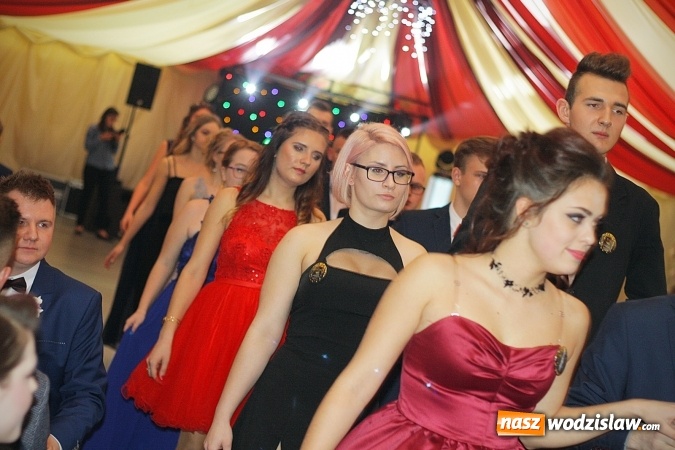 Zdjęcie w galerii na portalu naszwodzislaw.com: Bal na 102! Studniówka Zespołu Szkół Ekonomicznych – część druga wiadomości z regionu