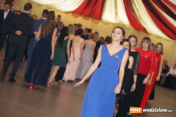 Zdjęcie w galerii na portalu naszwodzislaw.com: Bal na 102! Studniówka Zespołu Szkół Ekonomicznych – część druga wiadomości z regionu