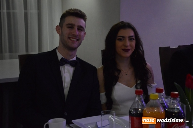 Zdjęcie w galerii na portalu naszwodzislaw.com: Uczniowie z ZST bawią się na studniówce w Premium  wiadomości z regionu