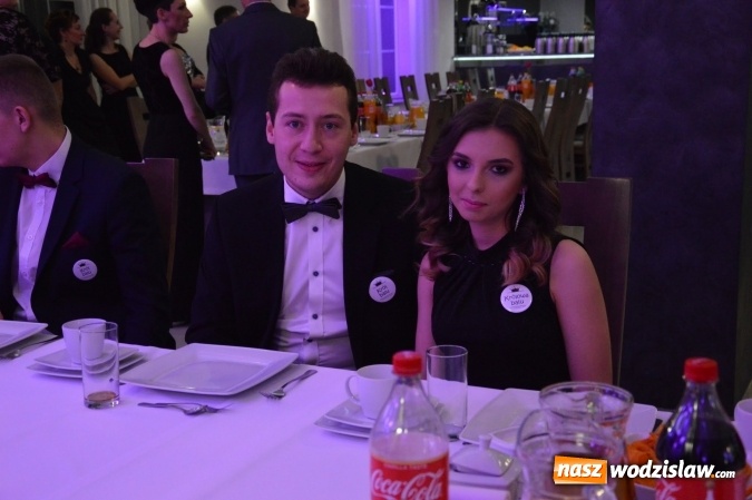 Zdjęcie w galerii na portalu naszwodzislaw.com: Uczniowie z ZST bawią się na studniówce w Premium  wiadomości z regionu