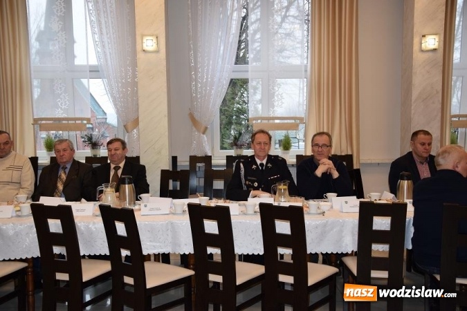 Zdjęcie w galerii na portalu naszwodzislaw.com: Po sesji Rady Gminy Mszana - sprawozdanie Wójta z działalności w 2017 roku wiadomości z regionu