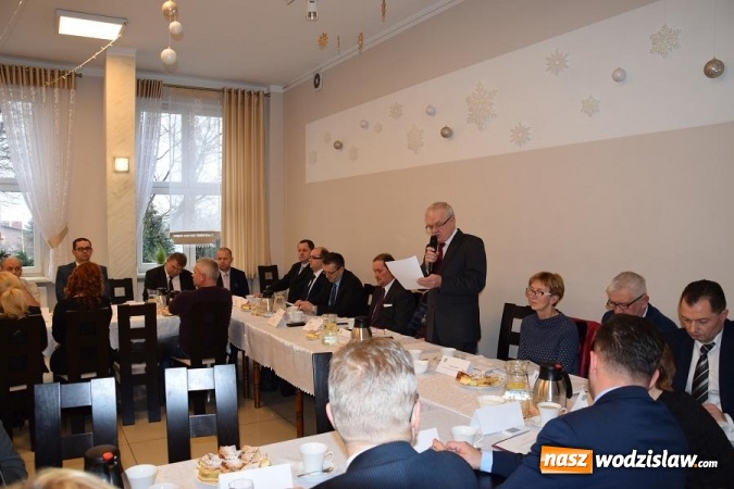 Zdjęcie w galerii na portalu naszwodzislaw.com: Po sesji Rady Gminy Mszana - sprawozdanie Wójta z działalności w 2017 roku wiadomości z regionu