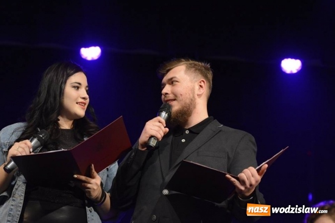 Zdjęcie w galerii na portalu naszwodzislaw.com: Wiemy ile zebrano na rzecz Aleksandry Hübner w ramach piątkowego koncertu w WCK wiadomości z regionu