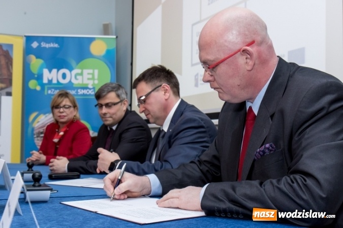 Zdjęcie w galerii na portalu naszwodzislaw.com: 100 mln zł na projekty badawcze i rozwojowe mające na celu ograniczenie zanieczyszczenia powietrza  wiadomości z regionu