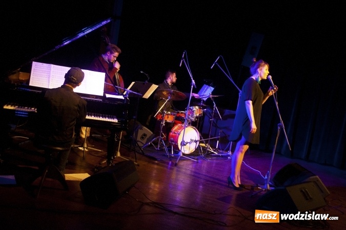 Zdjęcie w galerii na portalu naszwodzislaw.com: Wieczór sztuki w Radlinie. Przepiękne akwarele i wspaniały koncert. ZDJĘCIA  wiadomości z regionu