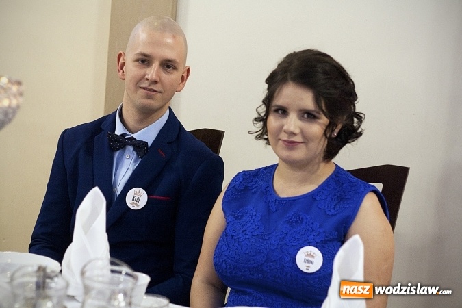 Zdjęcie w galerii na portalu naszwodzislaw.com: Studniówka 2018. Zobacz jak bawi się ZSP nr 2 w Rydułtowach. FOTORELACJA wiadomości z regionu