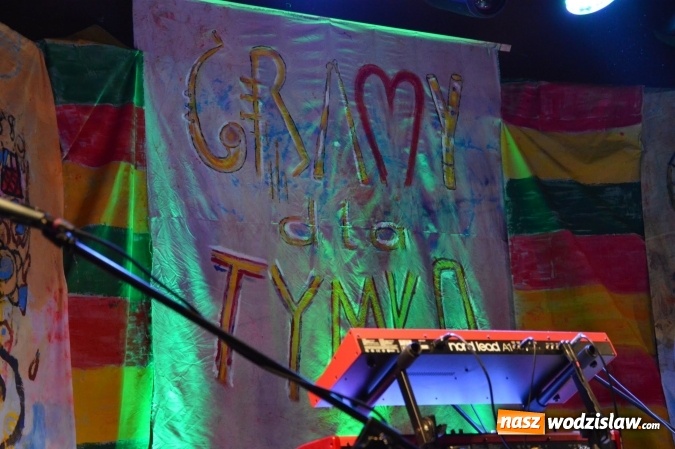 Zdjęcie w galerii na portalu naszwodzislaw.com: Tabu i Kamil Bednarek w Czyżowicach! Zagrali dla szesnastoletniego Tymka wiadomości z regionu