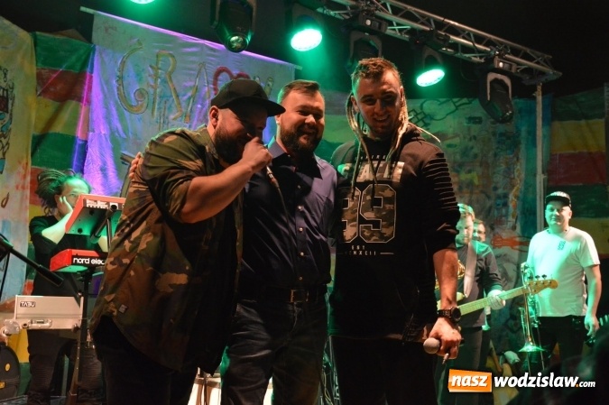 Zdjęcie w galerii na portalu naszwodzislaw.com: Tabu i Kamil Bednarek w Czyżowicach! Zagrali dla szesnastoletniego Tymka wiadomości z regionu