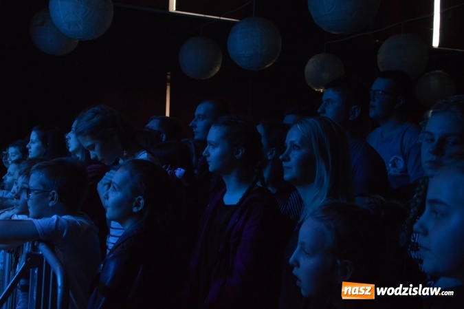 Zdjęcie w galerii na portalu naszwodzislaw.com: Tabu i Kamil Bednarek w Czyżowicach! Zagrali dla szesnastoletniego Tymka wiadomości z regionu