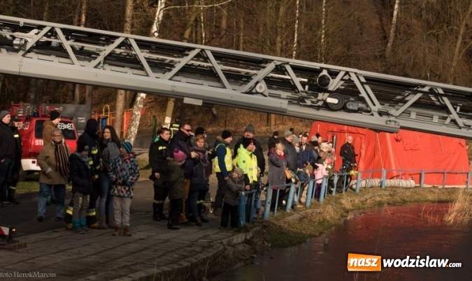 Zdjęcie w galerii na portalu naszwodzislaw.com:  Ćwiczenia i pokazy strażackie nad Balatonem  wiadomości z regionu