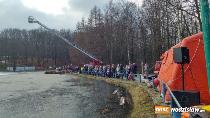 Zdjęcie w galerii na portalu naszwodzislaw.com:  Ćwiczenia i pokazy strażackie nad Balatonem  wiadomości z regionu