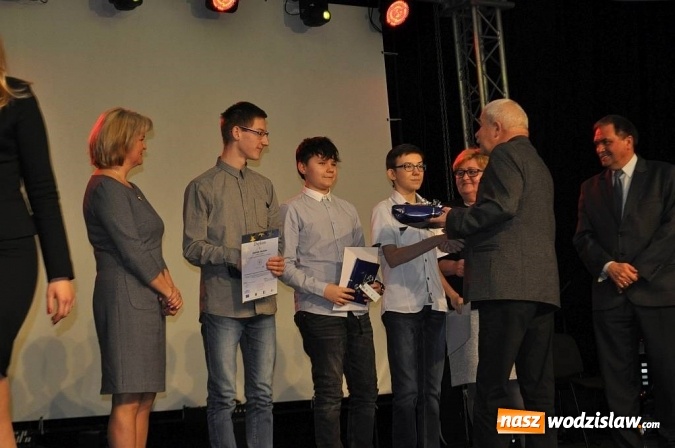 Zdjęcie w galerii na portalu naszwodzislaw.com: POWE-R-Egzoszkielet uczniów z Marklowic najwyżej oceniony  wiadomości z regionu