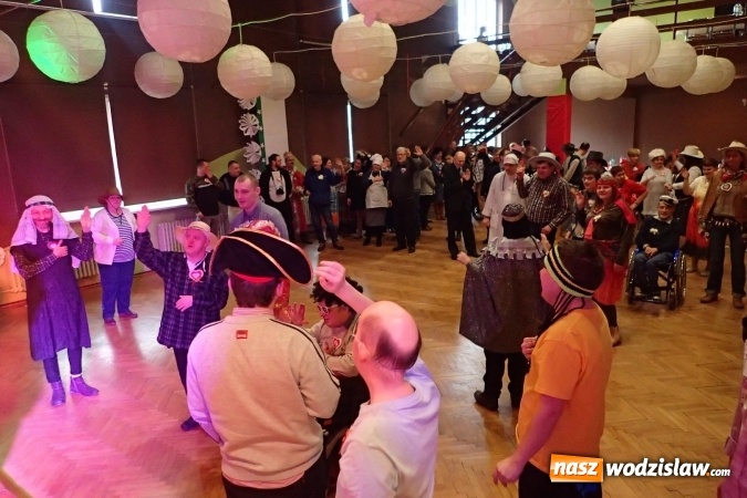 Zdjęcie w galerii na portalu naszwodzislaw.com: Niech żyje bal! Za nami Karnawałowy Bal Maskowy  wiadomości z regionu
