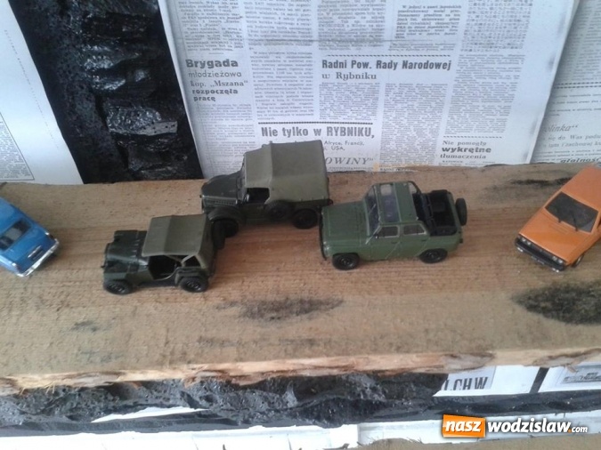 Zdjęcie w galerii na portalu naszwodzislaw.com: Samochody z okresu PRL-u. Galeria Art Wladislavia z nową wystawą  wiadomości z regionu