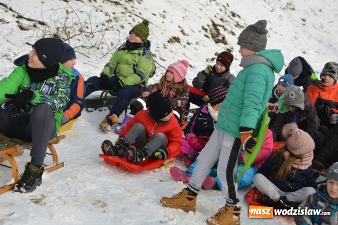 Zdjęcie w galerii na portalu naszwodzislaw.com: Zawody saneczkarskie w Rodzinnym Parku Rozrywki. FOTO  wiadomości z regionu