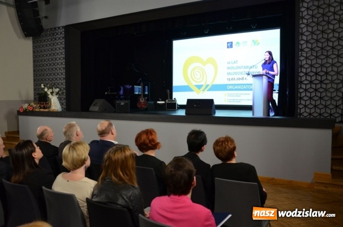 Zdjęcie w galerii na portalu naszwodzislaw.com: Wolontariat uczniowski działa już 10 lat!  wiadomości z regionu
