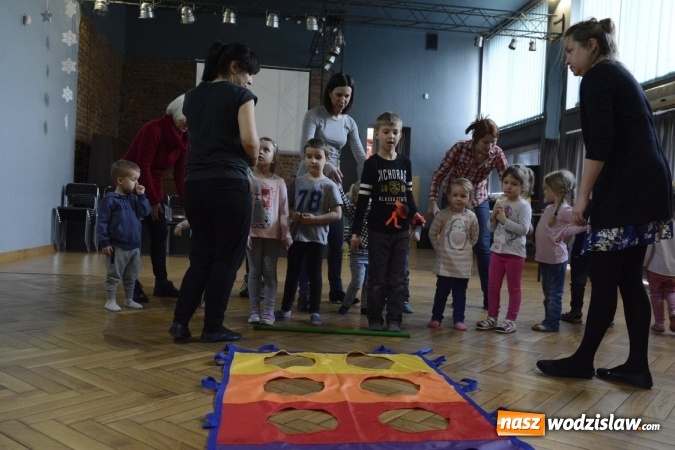 Zdjęcie w galerii na portalu naszwodzislaw.com: Ponad 1600 uczestników ferii w WCK  wiadomości z regionu