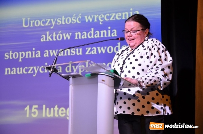 Zdjęcie w galerii na portalu naszwodzislaw.com: Awanse nauczycieli z terenu powiatu wiadomości z regionu