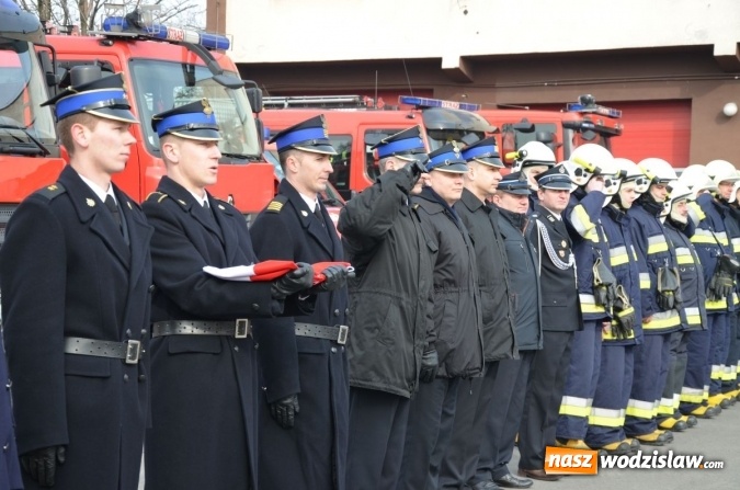 Zdjęcie w galerii na portalu naszwodzislaw.com: Nowy wóz specjalistyczny już w służbie strażaków wiadomości z regionu