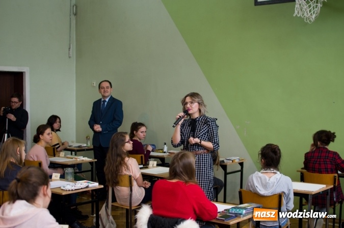 Zdjęcie w galerii na portalu naszwodzislaw.com: W Plastyku odbyli spacer po wyobraźni  wiadomości z regionu