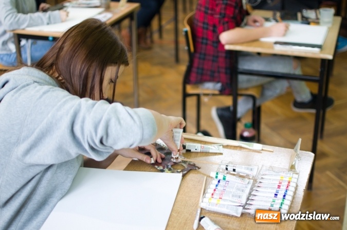 Zdjęcie w galerii na portalu naszwodzislaw.com: W Plastyku odbyli spacer po wyobraźni  wiadomości z regionu