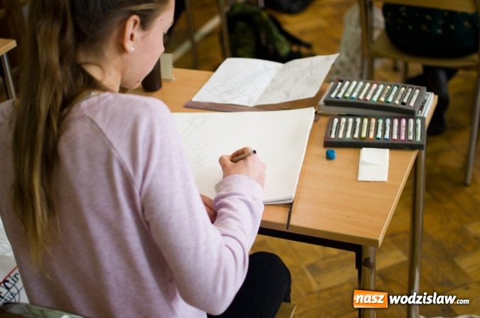 Zdjęcie w galerii na portalu naszwodzislaw.com: W Plastyku odbyli spacer po wyobraźni  wiadomości z regionu